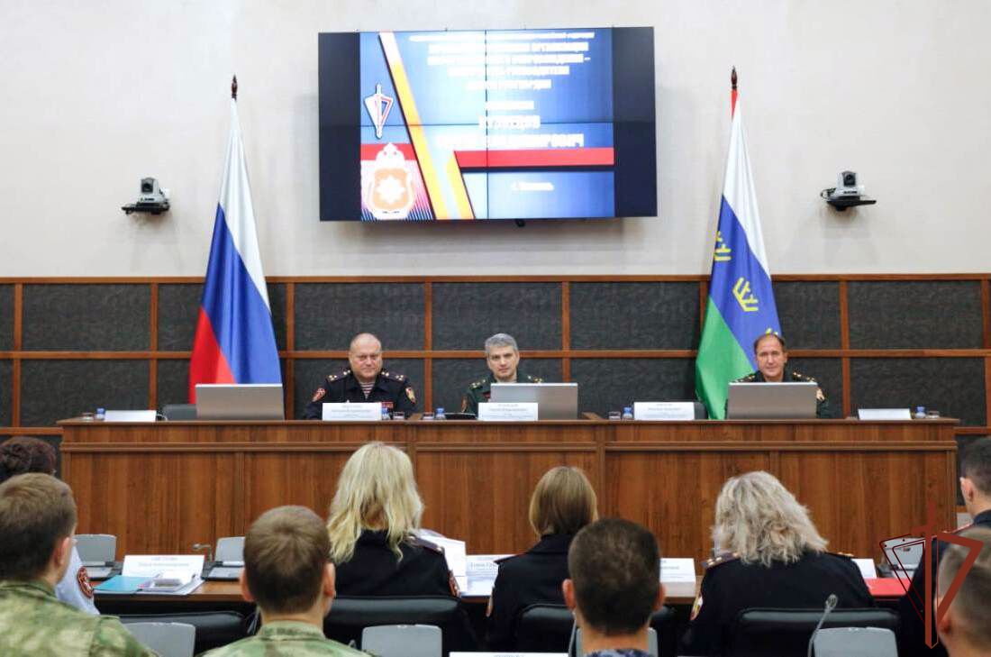 Учебно-методический сбор с начальниками пресс-служб Уральского округа Росгвардии завершился в Тюмени.