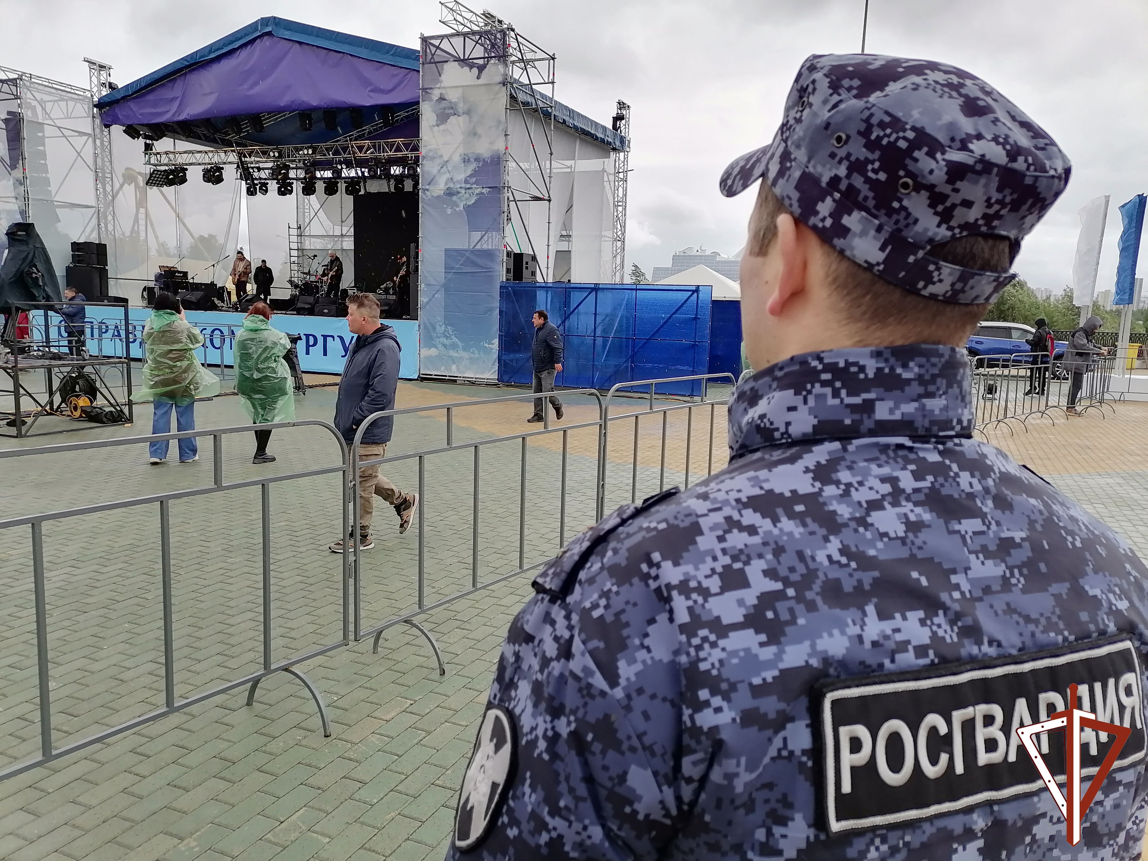 В Югре Росгвардия обеспечила безопасность праздничных мероприятий.