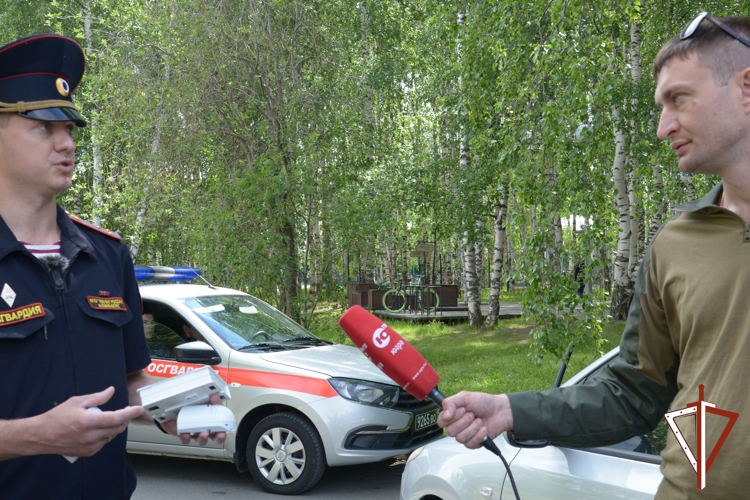 Вневедомственной охране посвящен очередной выпуск авторской программы «Югра – территория безопасности. Росгвардия».