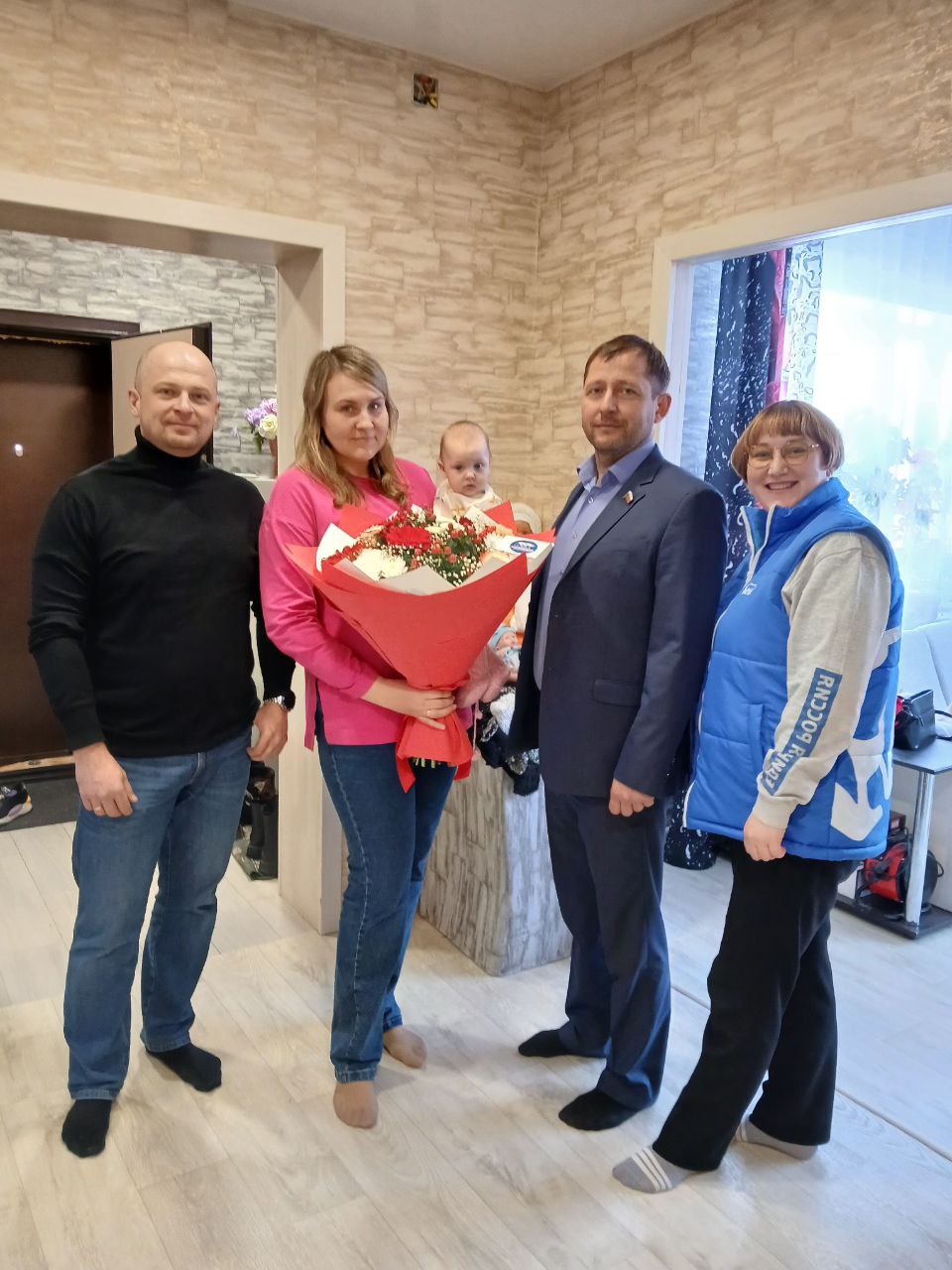 С глубокой благодарностью нашим ветеранам!.