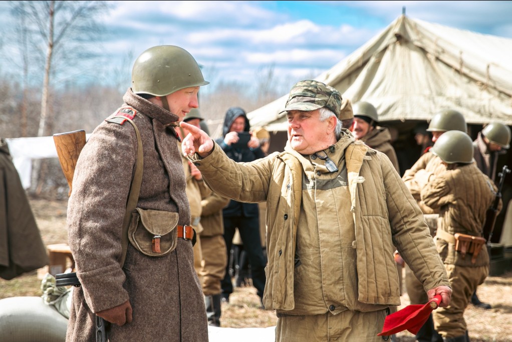 Сегодня свой юбилейный день рождения празднует Виктор Крот - директор Ханты-Мансийского центра технического и гуманитарного развития.