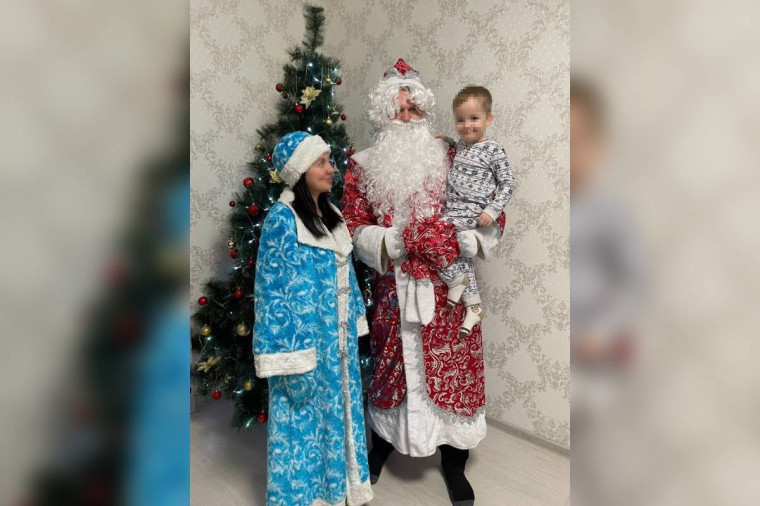 «Дед Мороз специального назначения» поздравил югорчан с Новым годом!. «Дед Мороз специального назначения» поздравил югорчан с Новым годом!.
