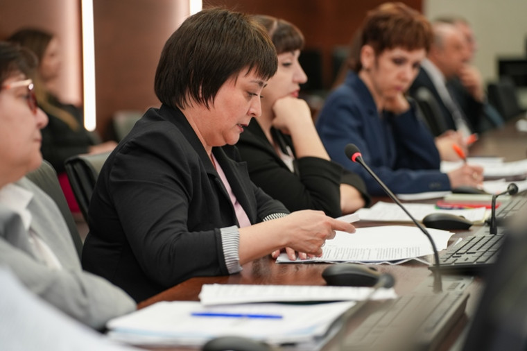 Комитет по социальной политике 17.04.2025.