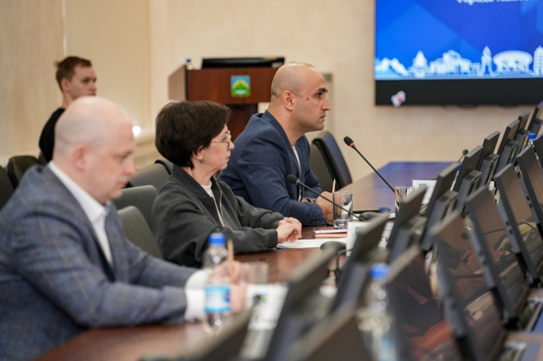 Комитет по социальной политике 17.04.2025.